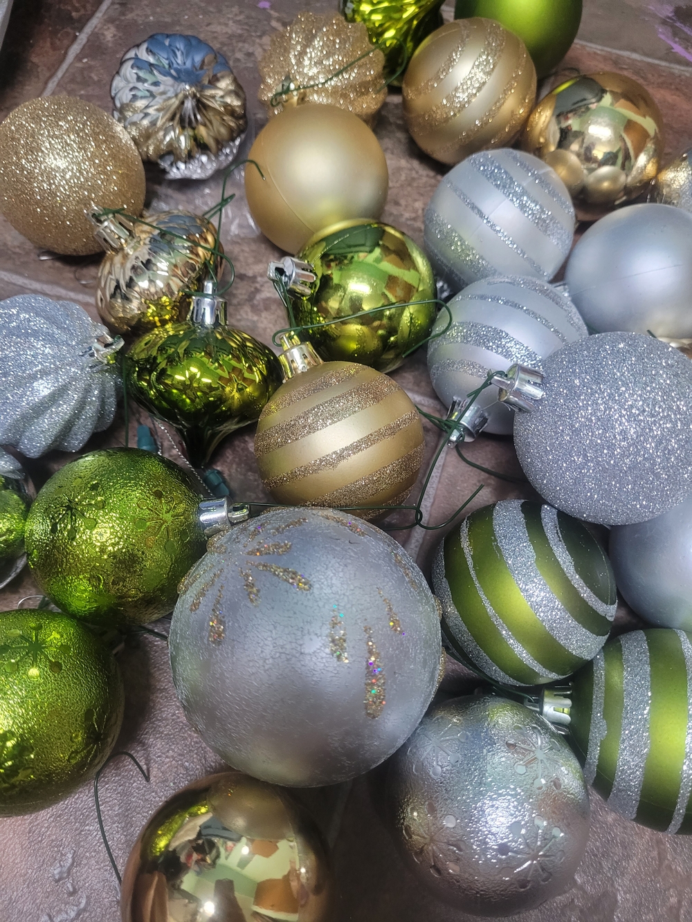 Plastic Holiday Ornament Set - Green, Gold & Silver Christmas Baubles
